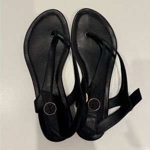 Tory Burch Minnie sandals worn once. Black 7.5